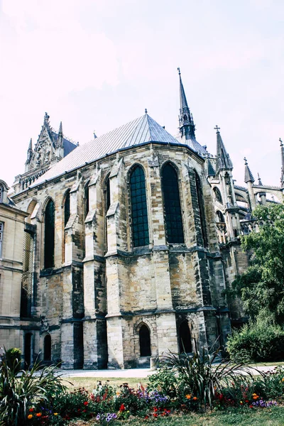 Reims Francia Julio 2018 Vista Fachada Exterior Catedral Notre Dame —  Fotos de Stock