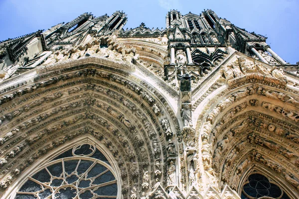 Reims Francia Julio 2018 Vista Fachada Exterior Catedral Notre Dame — Foto de Stock