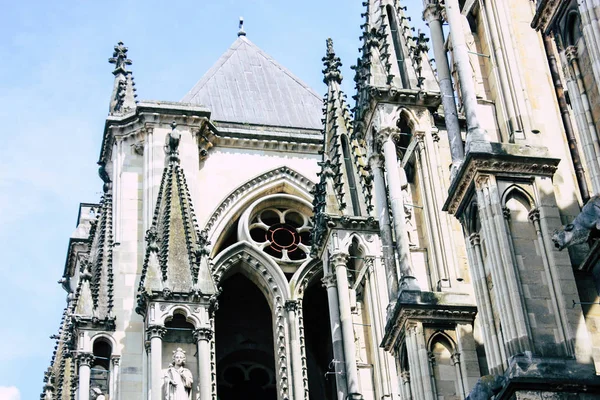 Реймс Франції Липня 2018 Подання Екстер Фасаду Собору Паризької Богоматері — стокове фото