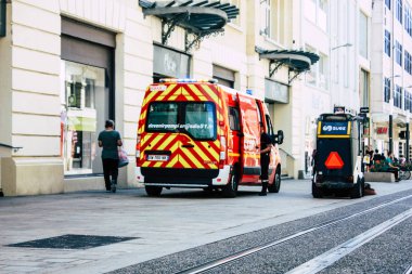 Reims Fransa 16 Temmuz 2018 öğleden sonra Reims caddesinde bir itfaiye motoru görünümü