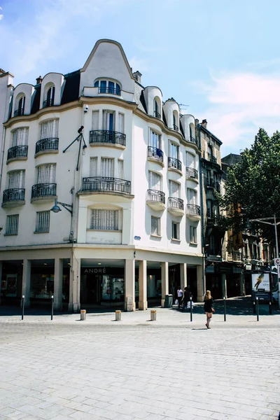 Reims France July 2018 View Unknown People Walking Street Reims — Stock Photo, Image