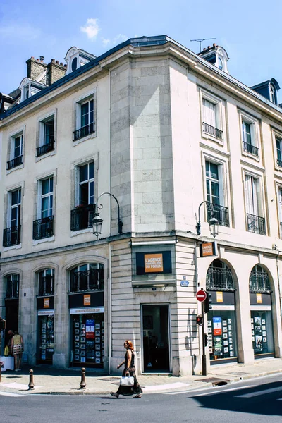 Reims Francia Julio 2018 Vista Gente Desconocida Caminando Por Calle — Foto de Stock