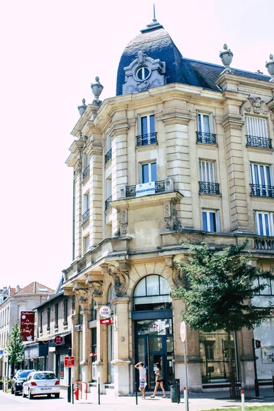 Reims Frankrijk Juli 2018 Weergave Van Onbekende Mensen Lopen Straat — Stockfoto