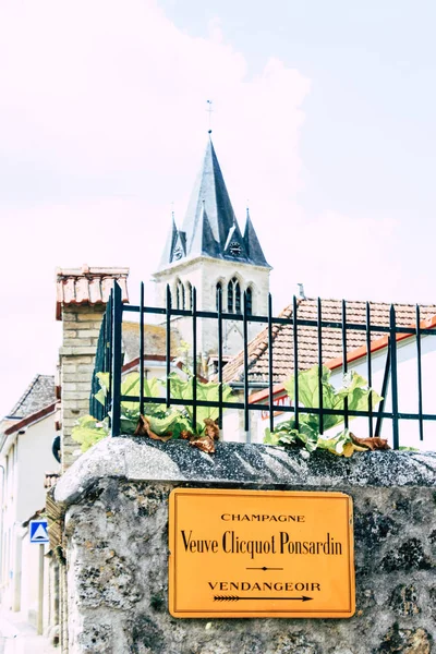 Villedommange Frankrijk Juli 2018 Uitzicht Gotische Kerk Van Het Dorp — Stockfoto