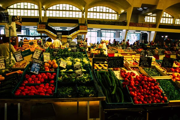 Reims Francia Julio 2018 Vista Gente Desconocida Comprando Mercado Reims —  Fotos de Stock