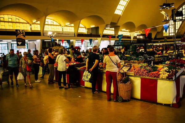 Reims Francia Julio 2018 Vista Gente Desconocida Comprando Mercado Reims — Foto de Stock