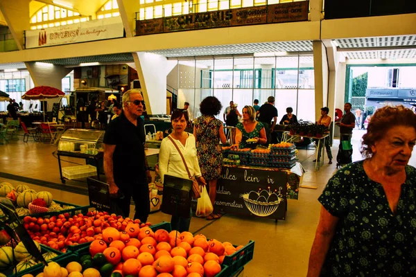 Remeš Francie Července 2018 Pohled Neznámých Lidí Nakupování Trhu Reims — Stock fotografie