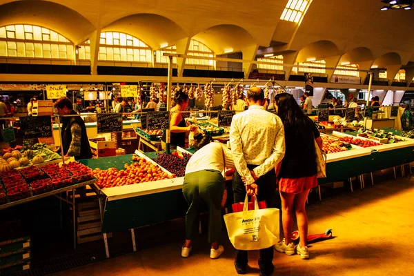 Reims Francia Julio 2018 Vista Gente Desconocida Comprando Mercado Reims — Foto de Stock