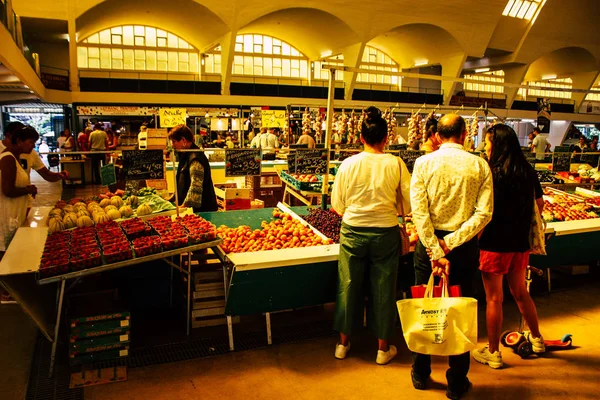 Reims Francia Julio 2018 Vista Gente Desconocida Comprando Mercado Reims — Foto de Stock