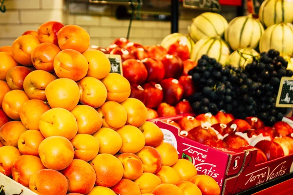 Reims Francia Julio 2018 Vista Verduras Frutas Vendidas Mercado Reims —  Fotos de Stock