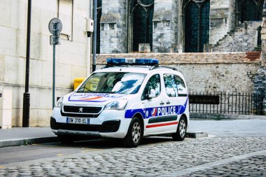 Reims Fransa 10 Ağustos 2018 Reims street öğleden sonra Fransız polis arabasına görünümünü
