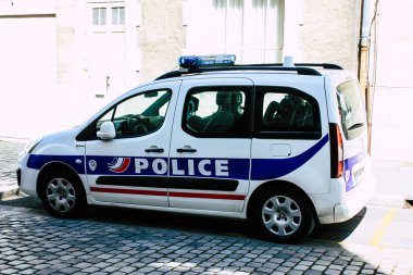 Reims Fransa 10 Ağustos 2018 Reims street öğleden sonra Fransız polis arabasına görünümünü