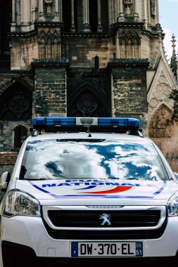 Reims Fransa 10 Ağustos 2018 Reims street öğleden sonra Fransız polis arabasına görünümünü