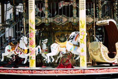 Reims Fransa 10 Ağustos 2018 17. yüzyıl Venedik bir atlıkarınca görünümünü öğleden sonra Reims yer d'Erlon üzerinde bulunan