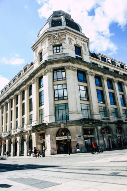 Reims Fransa 10 Ağustos 2018 görünümü bilinmeyen insan öğleden sonra Reims sokakta yürürken