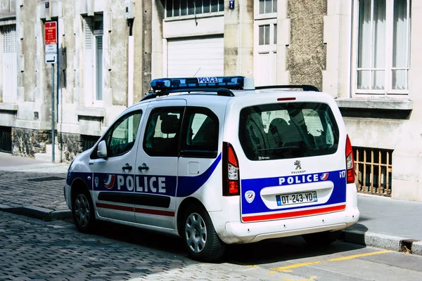 Reims Fransa 10 Ağustos 2018 Reims street öğleden sonra Fransız polis arabasına görünümünü