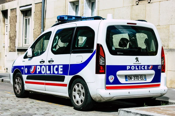 Reims Fransa 10 Ağustos 2018 Reims street öğleden sonra Fransız polis arabasına görünümünü