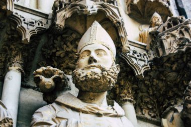 Reims Fransa 13 Ağustos 2018 öğleden sonra Notre Dame Katedrali'nin Reims cephe dış görünümünü