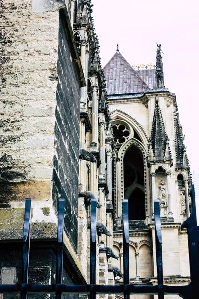 Reims Francia Agosto 2018 Vista Fachada Exterior Catedral Notre Dame —  Fotos de Stock