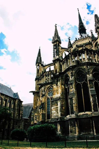 Reims Francia Agosto 2018 Vista Fachada Exterior Catedral Notre Dame —  Fotos de Stock