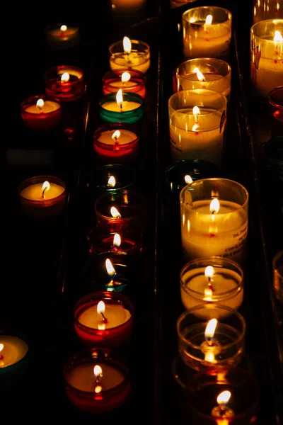 Remeš Francie Srpna 2018 Pohled Svíčky Uvnitř Katedrály Notre Dame — Stock fotografie