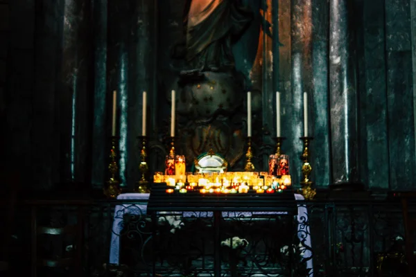 Reims Francia Agosto 2018 Vista Las Velas Dentro Catedral Notre —  Fotos de Stock