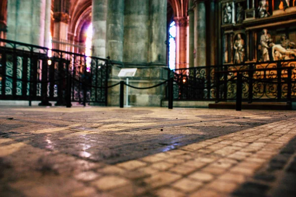 Reims Fransa 13 Ağustos 2018 öğleden sonra Notre Dame Katedrali Reims içinde mimarisinin görünümü