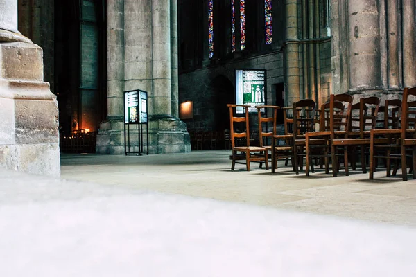 Reims Fransa 13 Ağustos 2018 öğleden sonra Notre Dame Katedrali Reims içinde mimarisinin görünümü