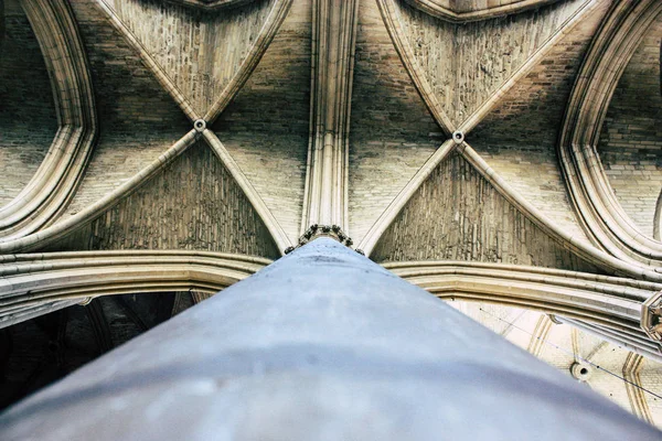 Reims Fransa 13 Ağustos 2018 öğleden sonra Notre Dame Katedrali Reims içinde mimarisinin görünümü