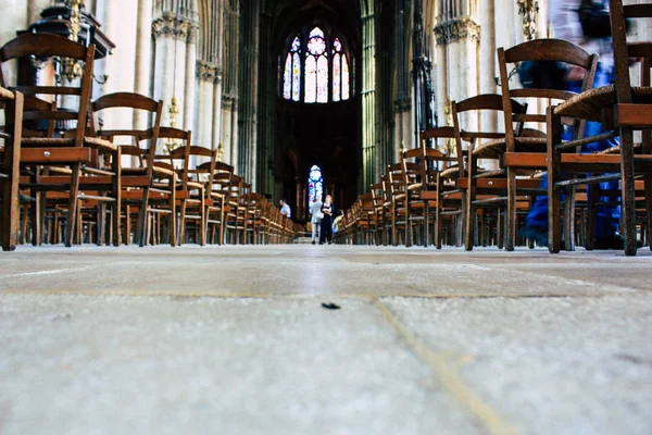 Reims Fransa 13 Ağustos 2018 öğleden sonra Notre Dame Katedrali Reims içinde mimarisinin görünümü