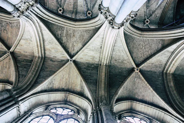 Reims Fransa 13 Ağustos 2018 öğleden sonra Notre Dame Katedrali Reims içinde mimarisinin görünümü