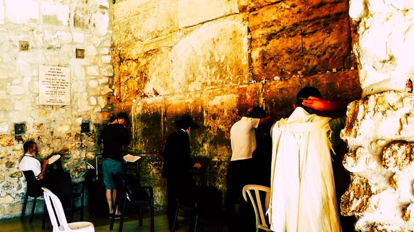 エルサレム イスラエル 2018 日の未知数人々 祈り前部のエルサレムの旧市街 嘆きの壁朝の眺め — ストック写真