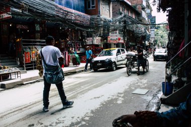 Katmandu Nepal 21 Ağustos 2018 görünümü bilinmeyen insan Katmandu sokakta Thamel sabah yürüyüş