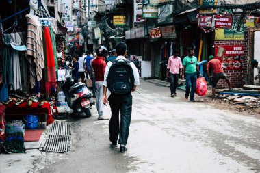 Katmandu Nepal 21 Ağustos 2018 görünümü bilinmeyen insan Katmandu sokakta Thamel sabah yürüyüş
