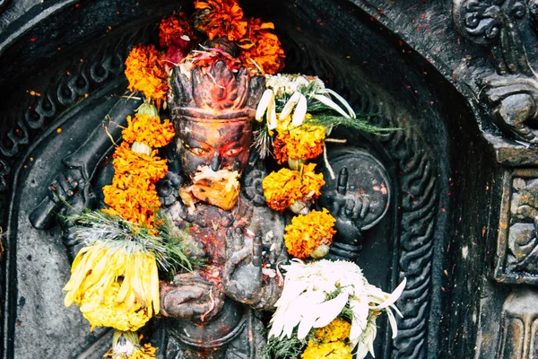 Kathmandu Nepal Sierpień 2018 Widok Nepalski Temple Street Thamel Katmandu — Zdjęcie stockowe