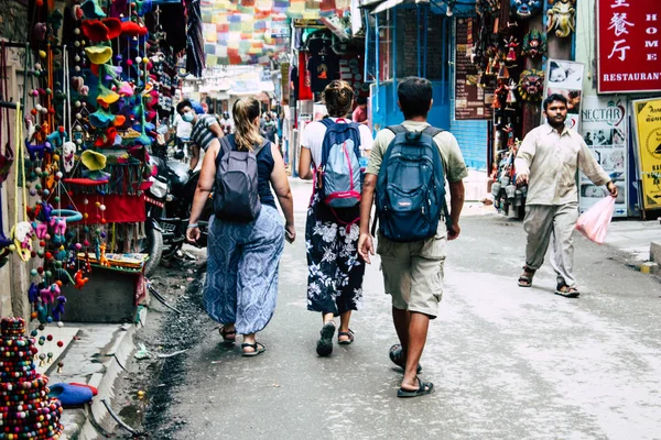 Katmandú Nepal Agosto 2018 Vista Gente Desconocida Caminando Por Calle — Foto de Stock