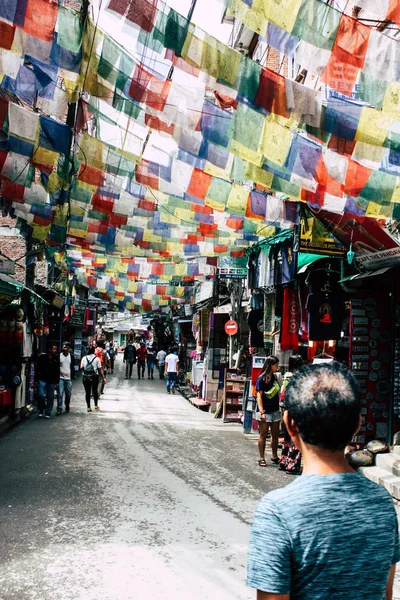 Katmandu Nepal Ağustos 2018 Görünümü Bilinmeyen Insan Katmandu Sokakta Thamel — Stok fotoğraf