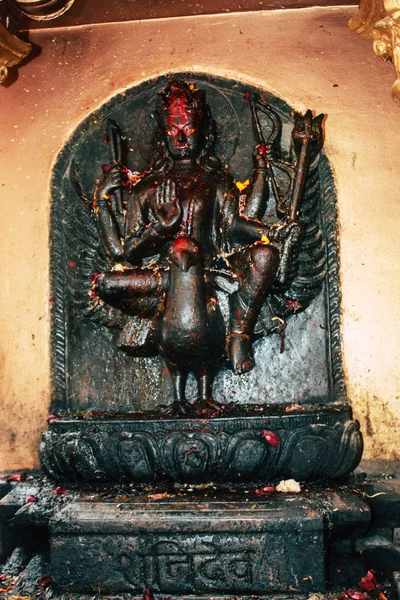 Kathmandu Nepal Sierpień 2018 Widok Nepalski Temple Street Thamel Katmandu — Zdjęcie stockowe