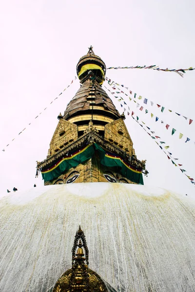 Katmandu Nepal Ağustos 2018 Buda Stupa Kathmandu Swayambhunath Alanda Akşam — Stok fotoğraf