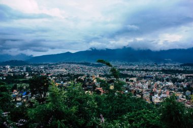 Katmandu Nepal 23 Ağustos 2018 Cityscape Katmandu alanında Swayambhunath maymun tapınakta tepesinden