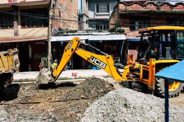 Katmandu Nepal 23 Ağustos 2018 Katmandu Swayambhunath alanında akşam maymun tapınakta alt yol inşaat alanında görünümünü