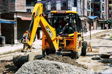 Katmandu Nepal 23 Ağustos 2018 Katmandu Swayambhunath alanında akşam maymun tapınakta alt yol inşaat alanında görünümünü
