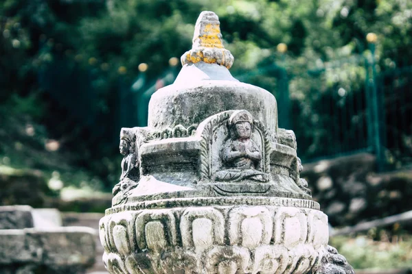 Katmandú Nepal Agosto 2018 Vista Estupa Blanca Ubicada Fondo Del — Foto de Stock