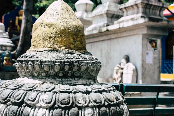 Kathmandu Nepal Agosto 2018 Vista Estupa Branca Localizada Parte Inferior — Fotografia de Stock