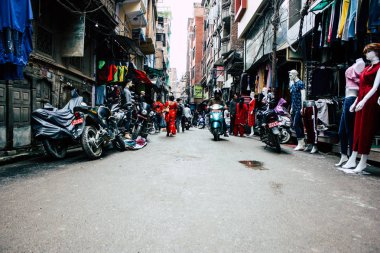 Katmandu Nepal 24 Ağustos 2018 Durbar sokakta Naghal District Kathmandu sabah yürüyüş bilinmeyenli insan görünümü