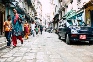 Katmandu Nepal 24 Ağustos 2018 Durbar sokakta Naghal District Kathmandu sabah yürüyüş bilinmeyenli insan görünümü