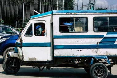Katmandu Nepal 26 Ağustos 2018 Katmandu görünümü tuk tuk Katmandu Thamel bölgesinde öğleden sonra itibariyle sokakta