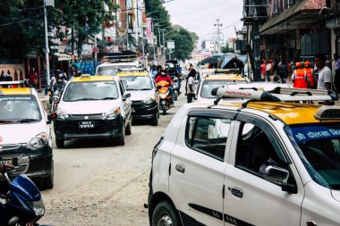 Katmandu Nepal 26 Ağustos 2018 Katmandu Thamel bölgesinde öğleden sonra Caddesi'nde trafik sıkışıklığı görünümünü