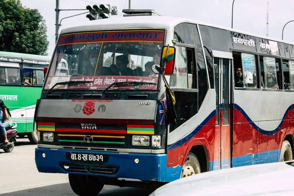 Kathmandu Nepal Sierpień 2018 Widok Nepalski Lokalny Autobus Ulicy Dzielnicy — Zdjęcie stockowe