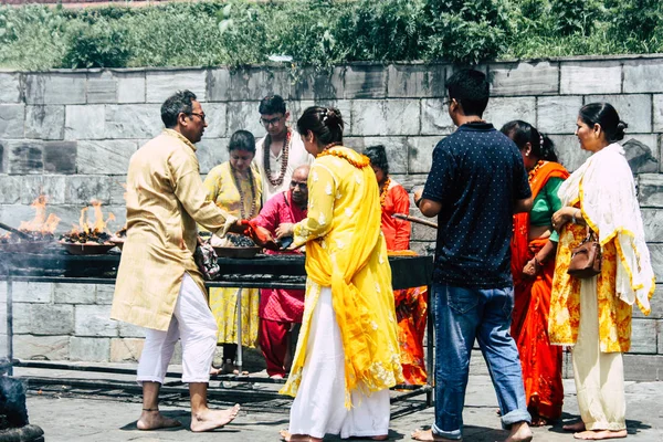 Kathmandu Nepál Augusztus 2018 Ismeretlen Hindu Emberek Hogy Tűz Szertartás — Stock Fotó